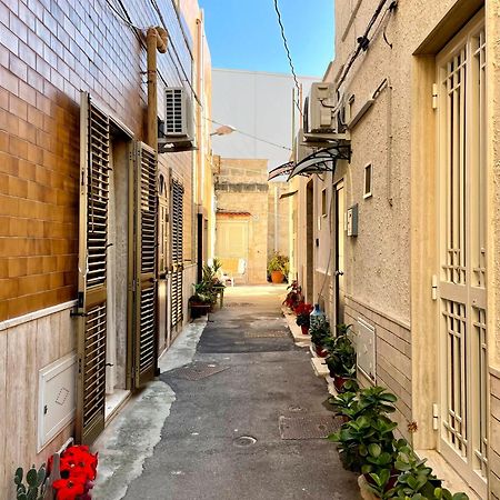 Casa Vacanze A Un Passo Dal Volo باري المظهر الخارجي الصورة